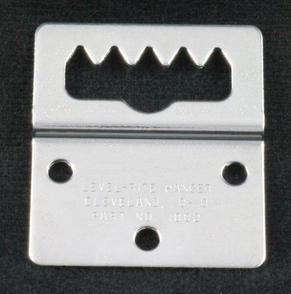 Leveling Rope Hanger Hanger - Level Rite | Ohio Taxidermy Supply Inc.